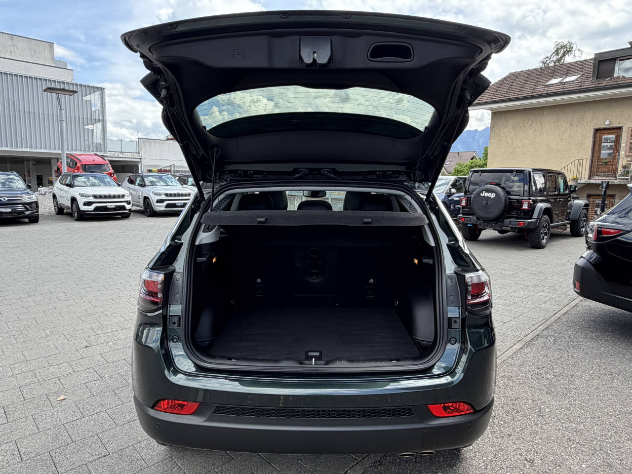 JEEP Compass 1.3 Turbo Limited-image-6