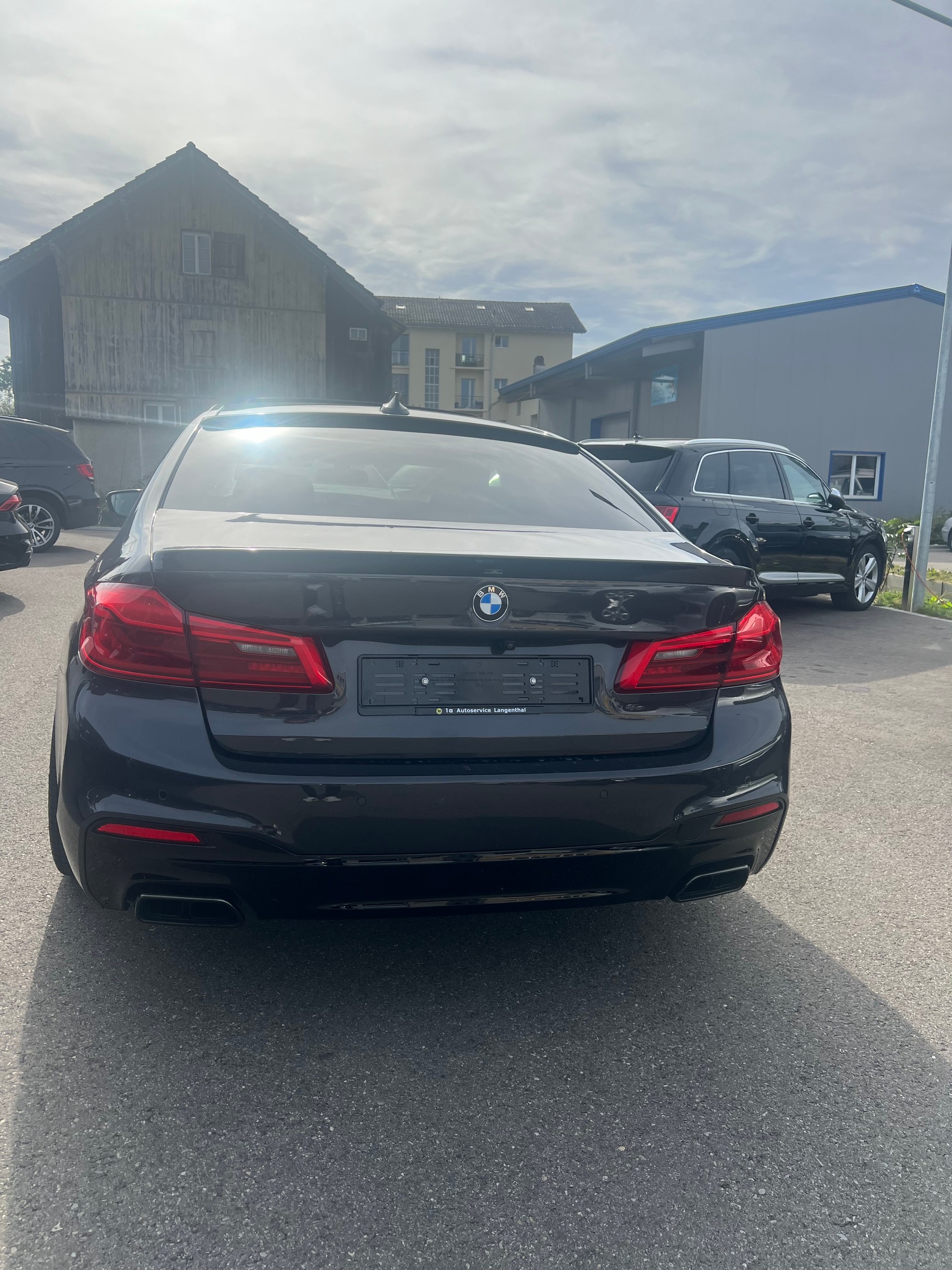BMW M550i xDrive SAG-image-3