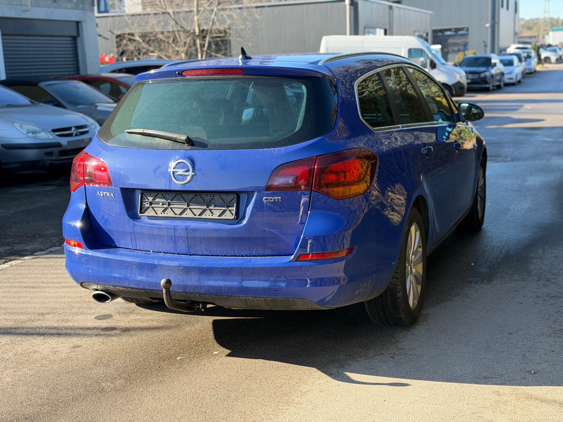 OPEL Astra SportsTourer 2.0 CDTi Sport Automatic-image-4