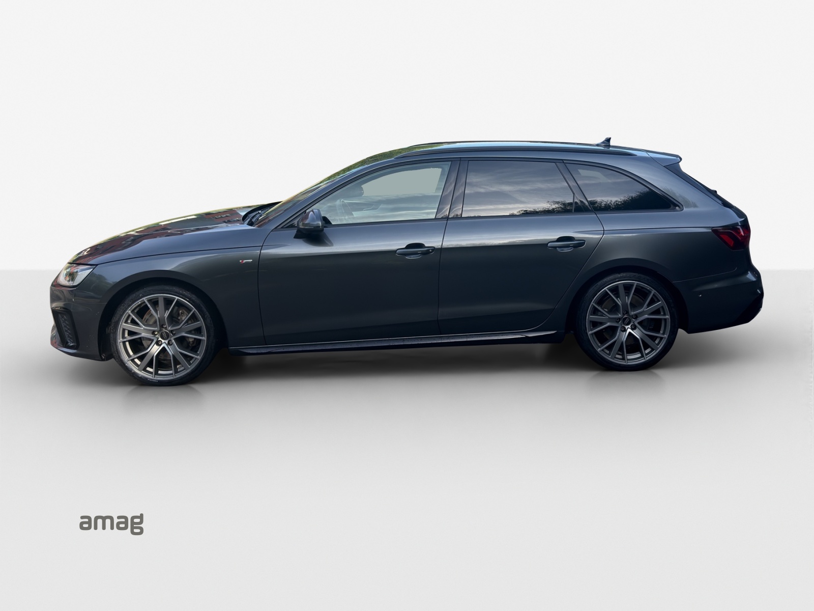 AUDI A4 Avant 45 TFSI S line S-tronic quattro-image-1