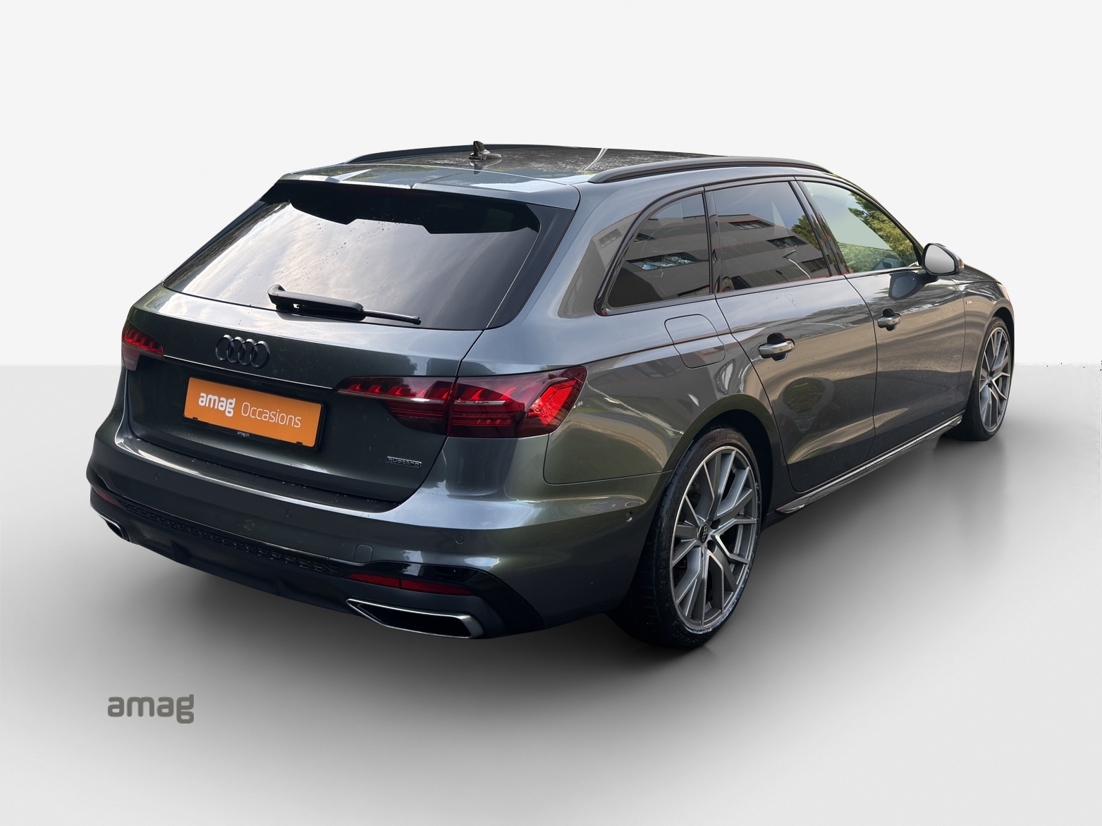 AUDI A4 Avant 45 TFSI S line S-tronic quattro-image-4