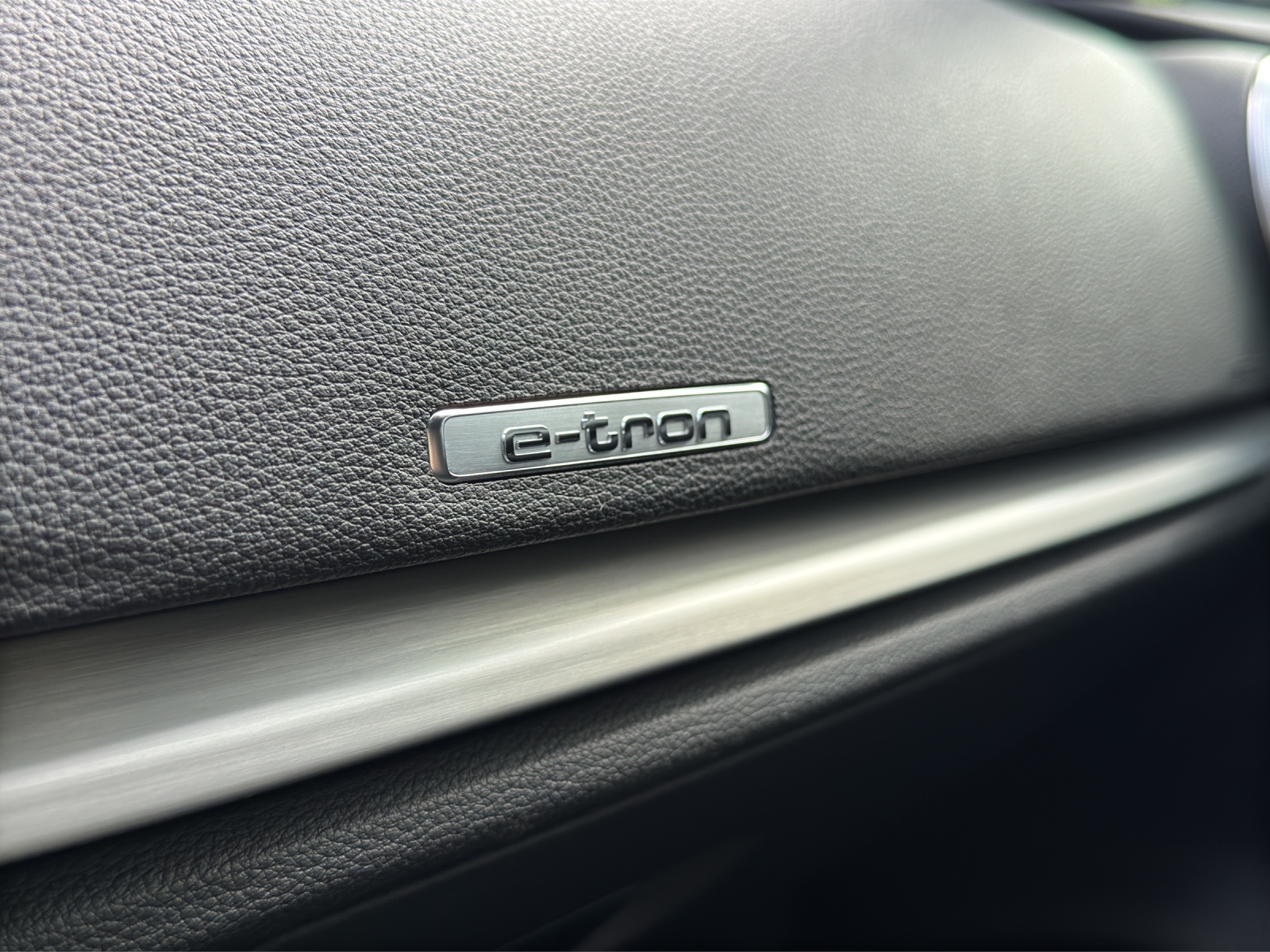 AUDI A3 Sportback 40 TFSI e-tron Sport S-tronic-image-18
