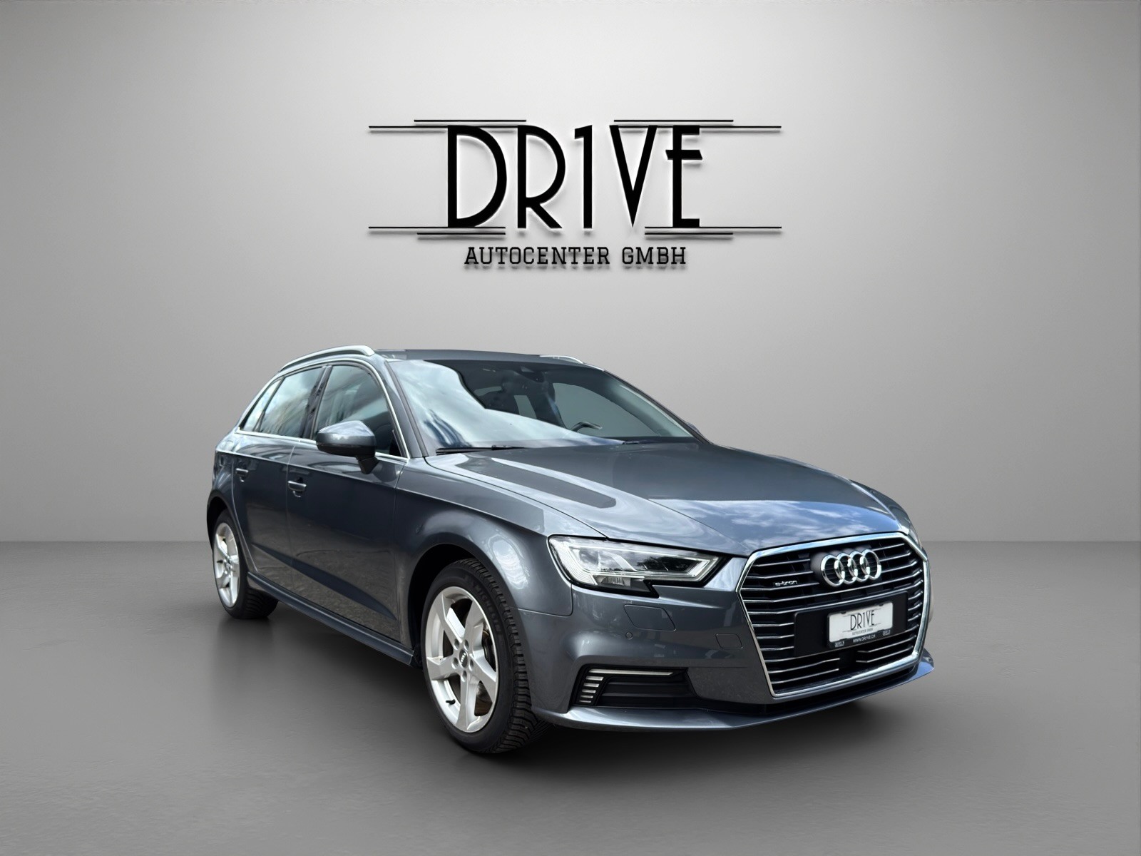 AUDI A3 Sportback 40 TFSI e-tron Sport S-tronic-image-2