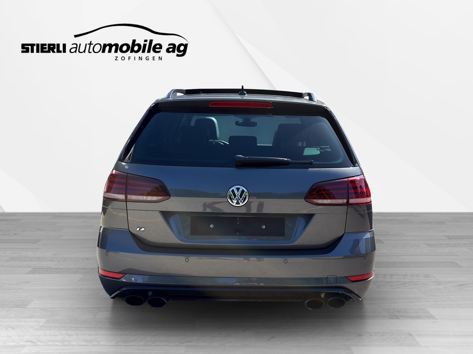 VW Golf VII Variant 2.0 TSI R 310 DSG 4motion-image-5