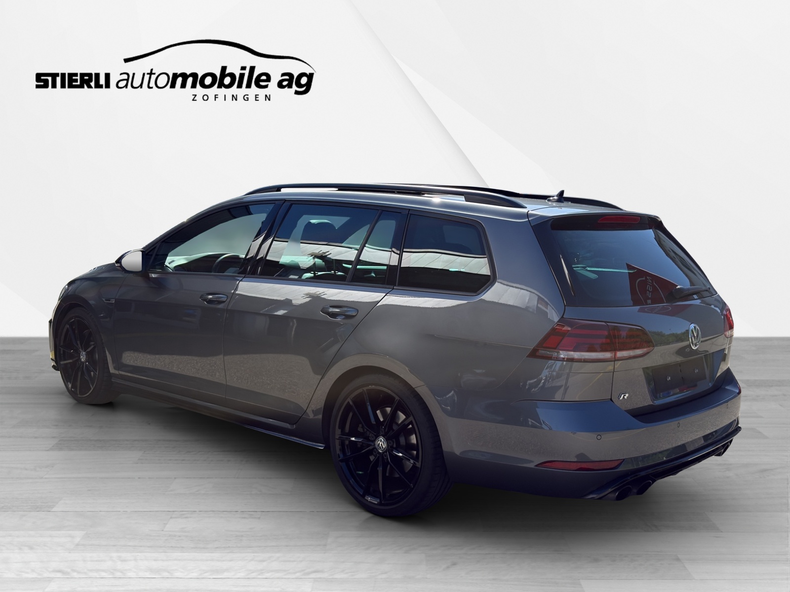 VW Golf VII Variant 2.0 TSI R 310 DSG 4motion-image-6