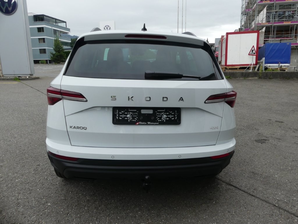 SKODA Karoq 2.0 TDI CR Dynamic 4x4 DSG-showroom-element-2