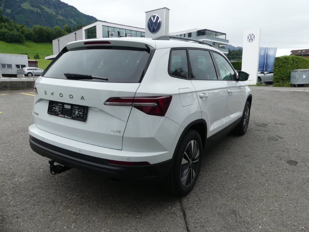 SKODA Karoq 2.0 TDI CR Dynamic 4x4 DSG-showroom-element-3