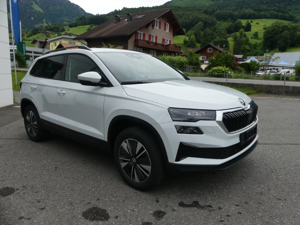 SKODA Karoq 2.0 TDI CR Dynamic 4x4 DSG-image-4