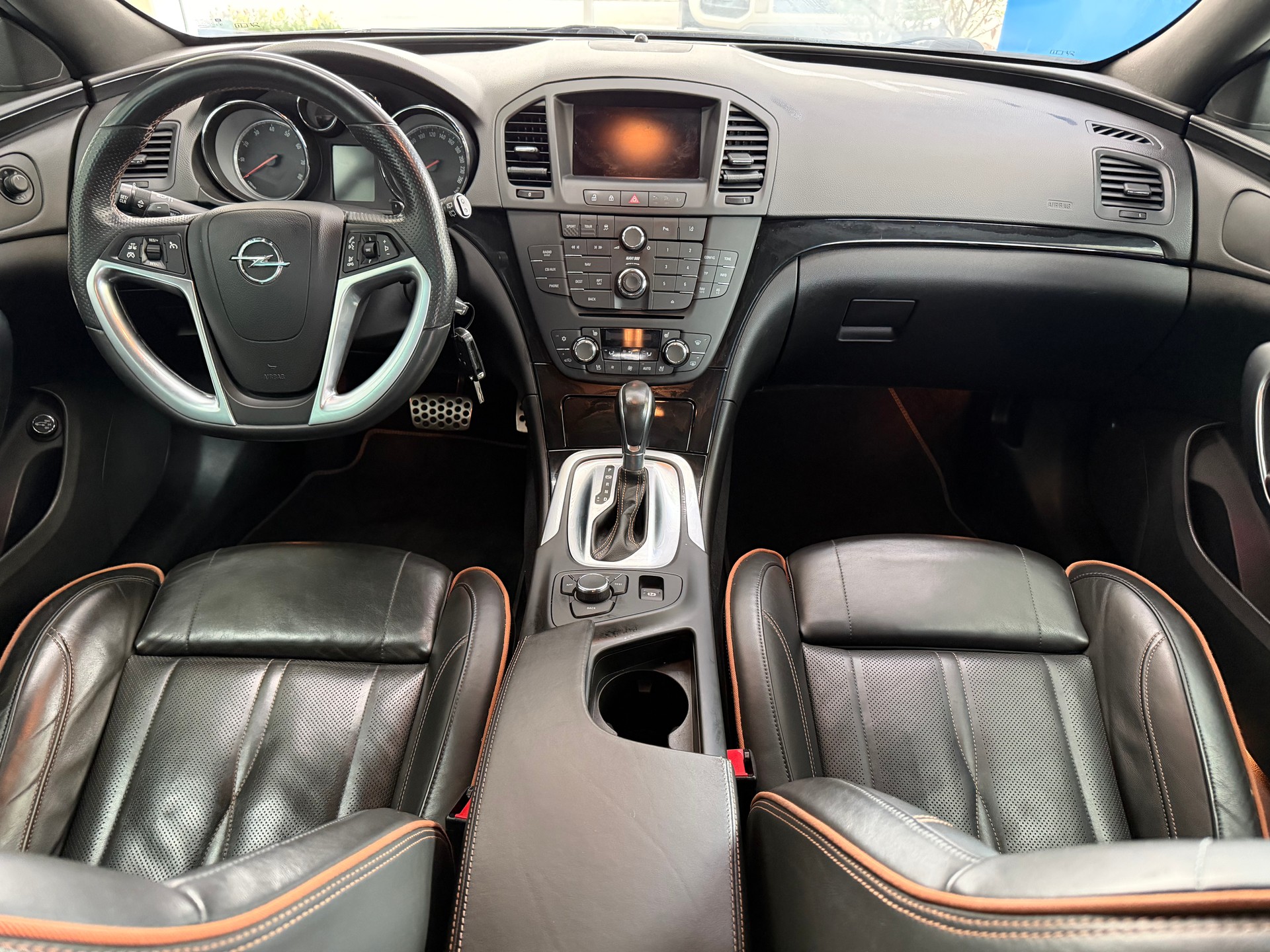 OPEL Insignia ST 2.0 Turbo Sport Edition 4WD Aut.-image-9