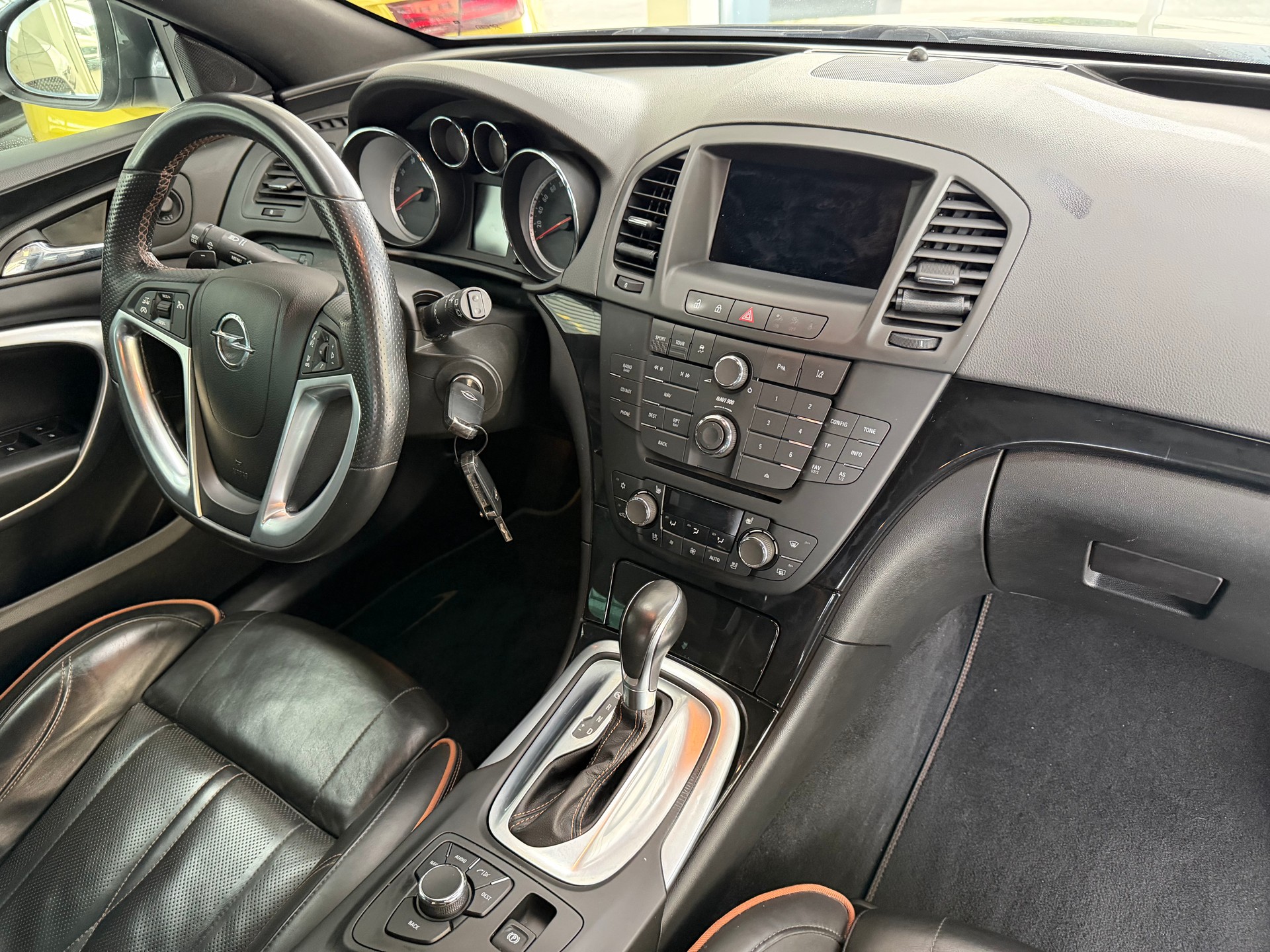 OPEL Insignia ST 2.0 Turbo Sport Edition 4WD Aut.-image-12