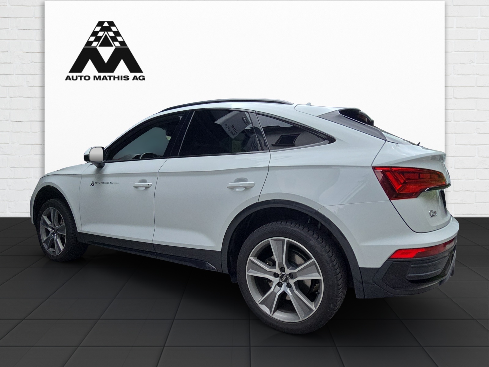 AUDI Q5 Sportback 40 TDI advanced quattro S-tronic-image-3