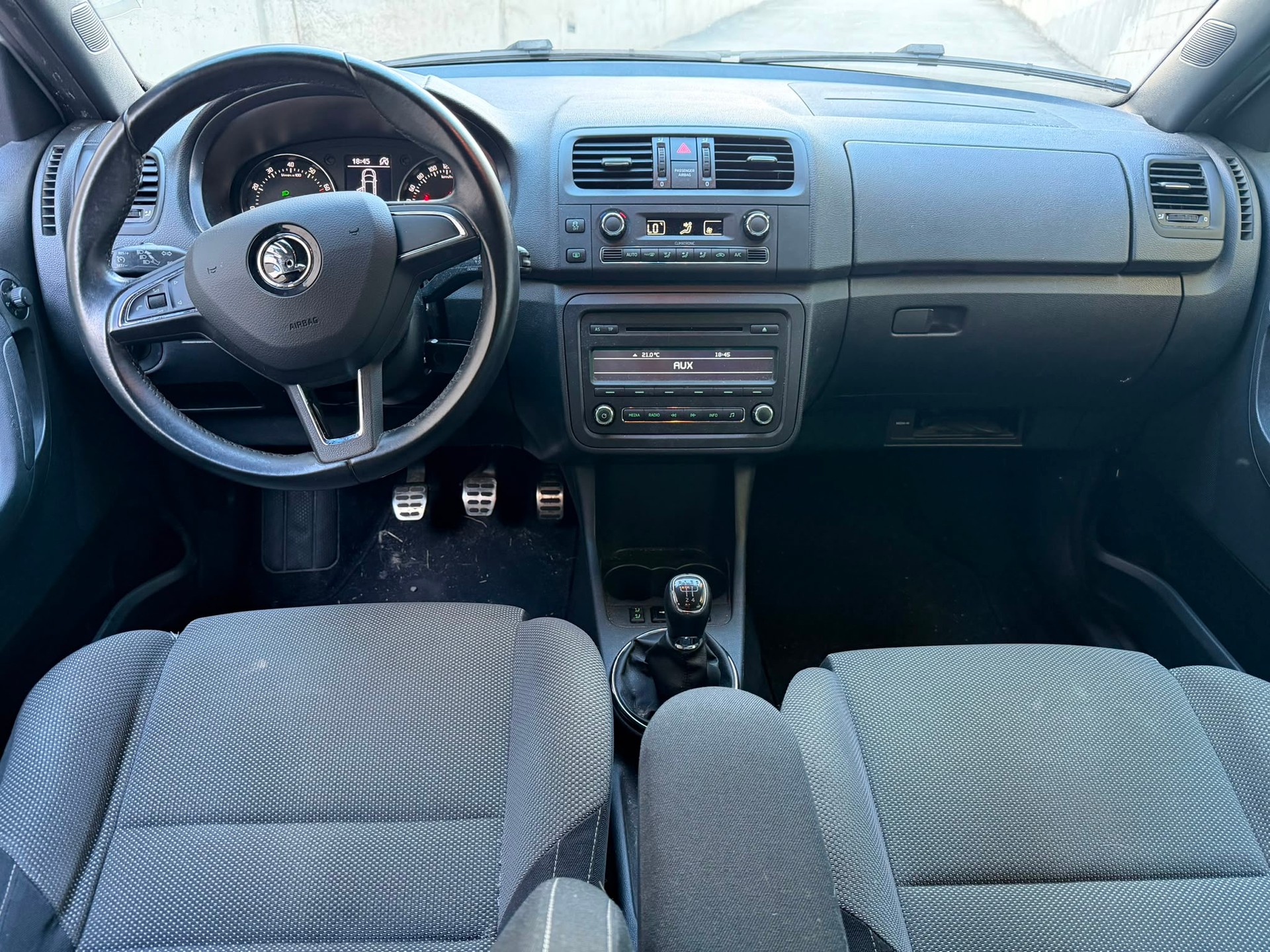 SKODA Fabia 1.2 TSI Monte Carlo-image-6