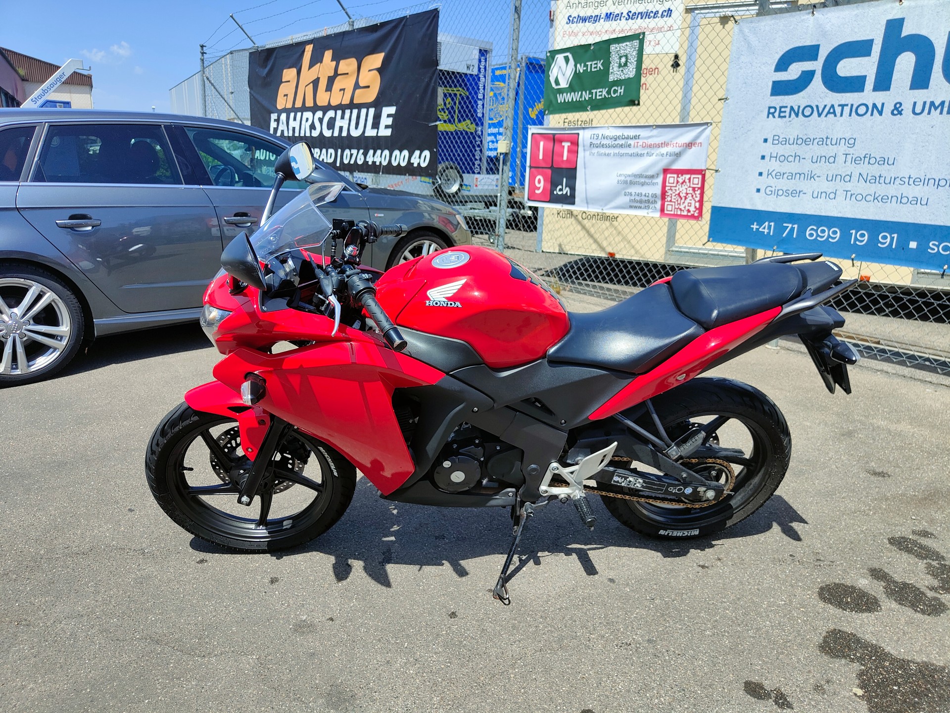 HONDA CBR 125 R