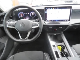 VW Passat Variant 1.5 eTSI evo2 Business DSG-image-1