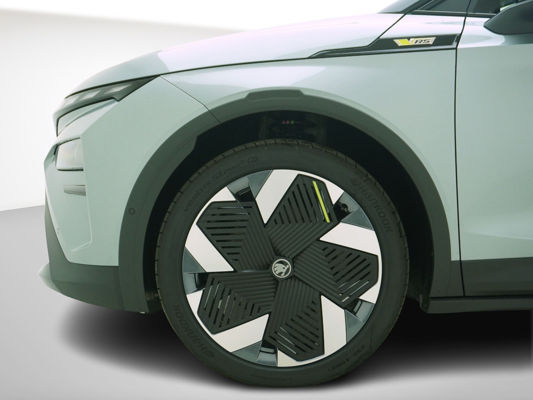 SKODA Elroq RS-MAXX 4x4-image-9