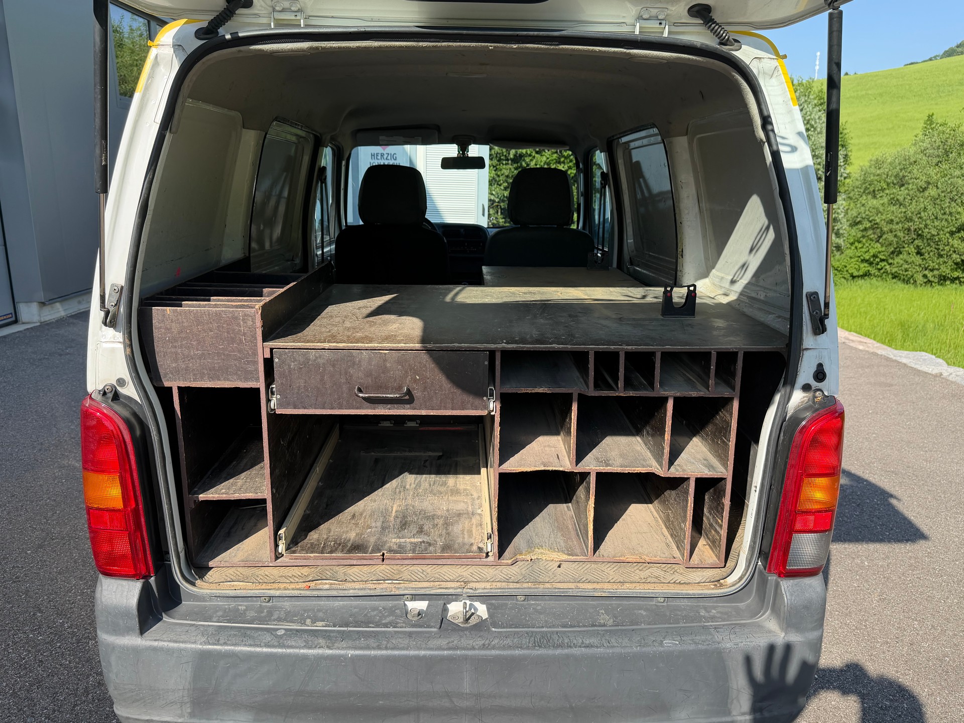 SUZUKI 1.3 16V Van-image-9