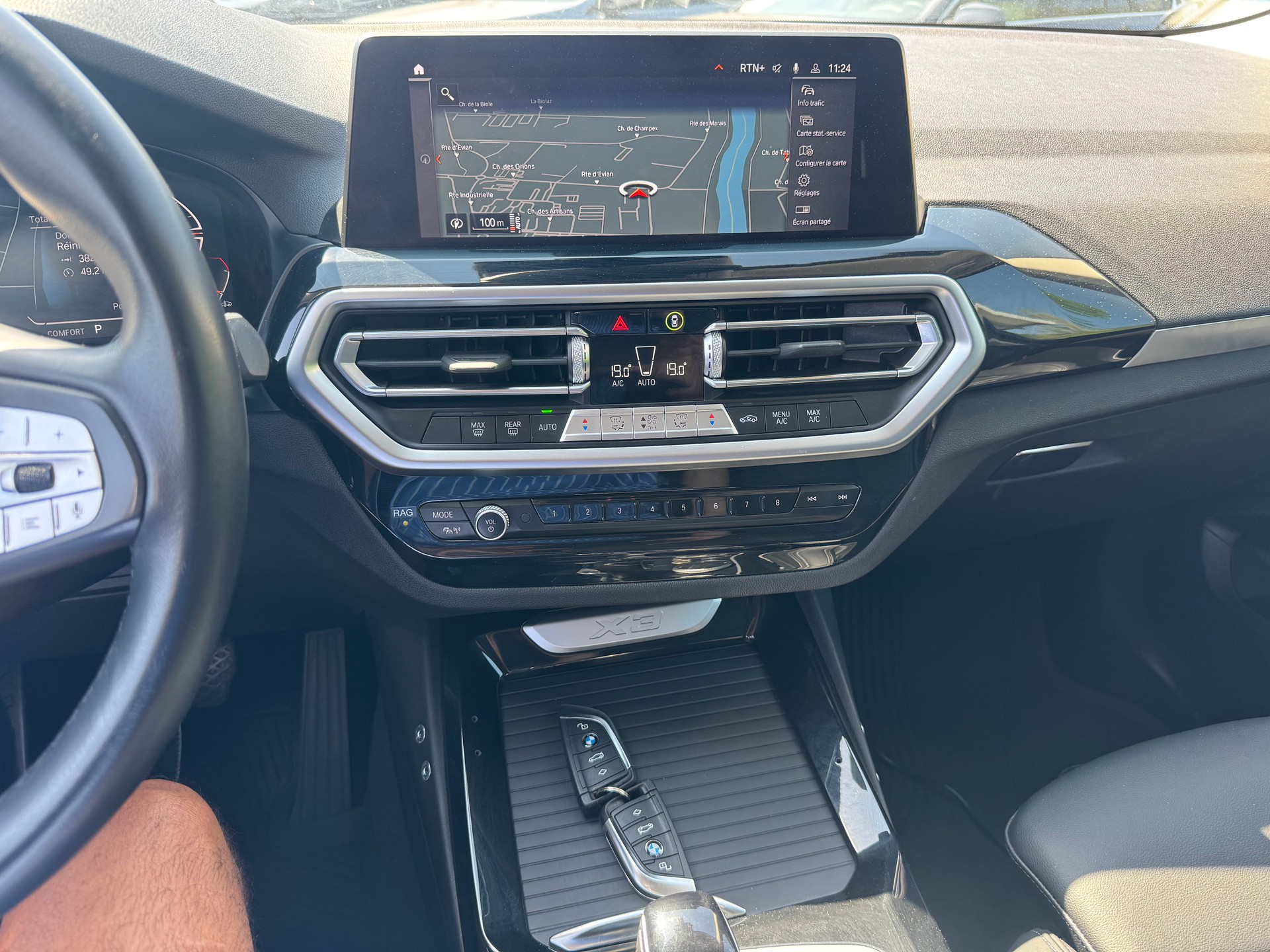 BMW X3 xDrive 30i Individual Steptronic-image-20