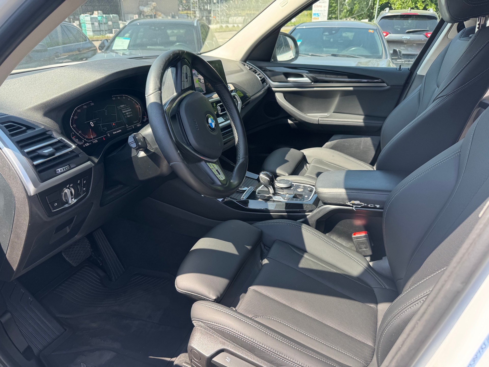 BMW X3 xDrive 30i Individual Steptronic-image-13
