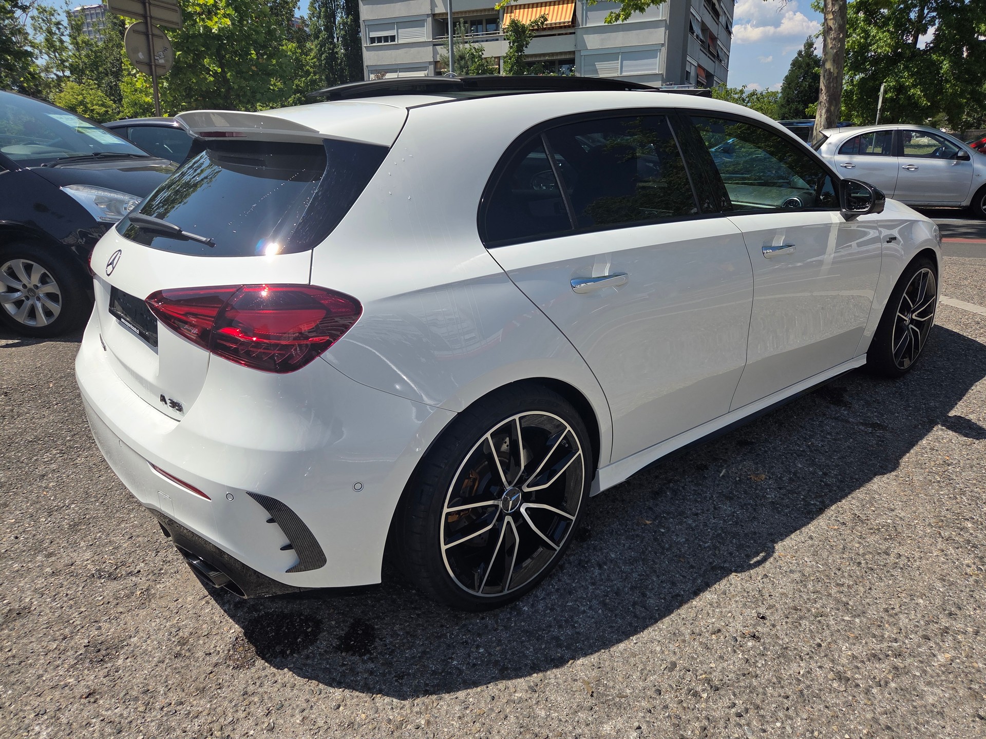 MERCEDES-BENZ A AMG 35 4Matic 8G-DCT-image-5