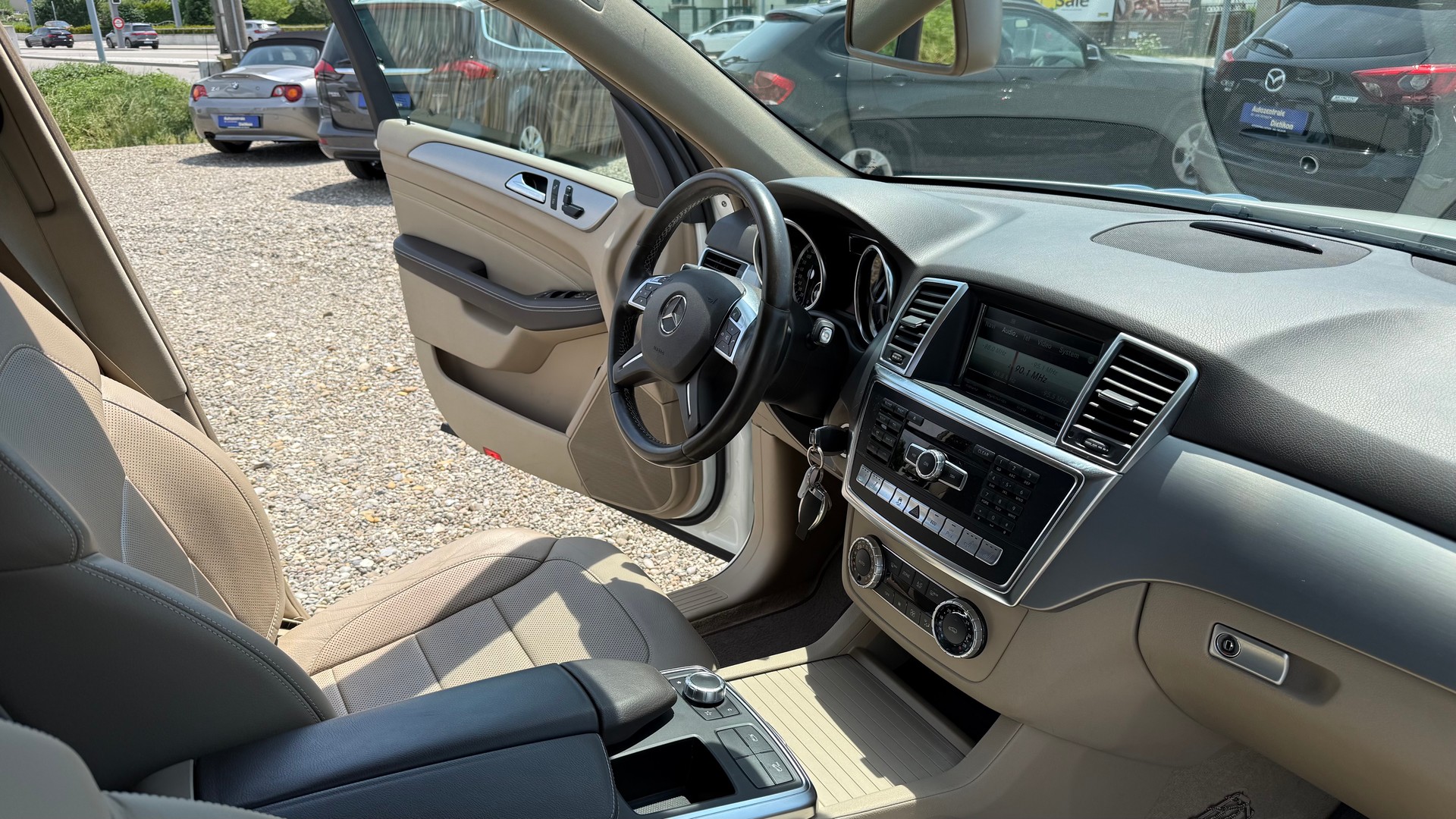 MERCEDES-BENZ ML 350 BlueTEC Executive 4Matic 7G-Tronic-image-9