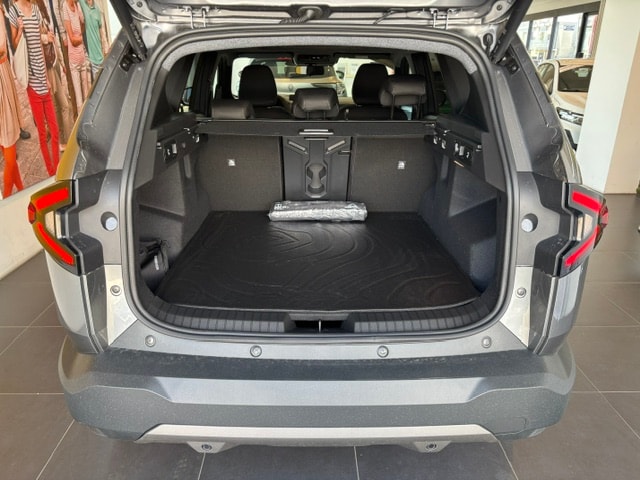 DACIA Bigster EXTREME Hybrid 150 CV 4x4-image-7