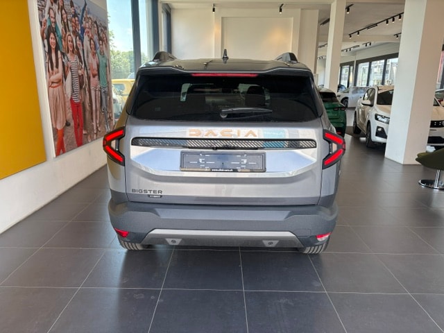DACIA Bigster EXTREME Hybrid 150 CV 4x4-image-6