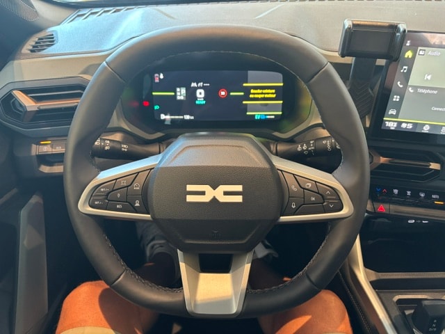 DACIA Bigster EXTREME Hybrid 150 CV 4x4-image-8
