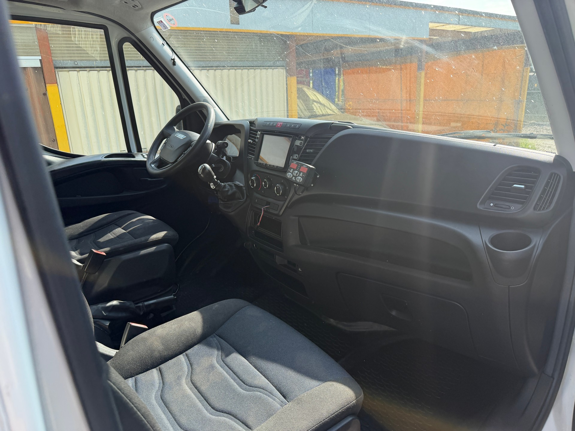 IVECO 35 S 14-image-6