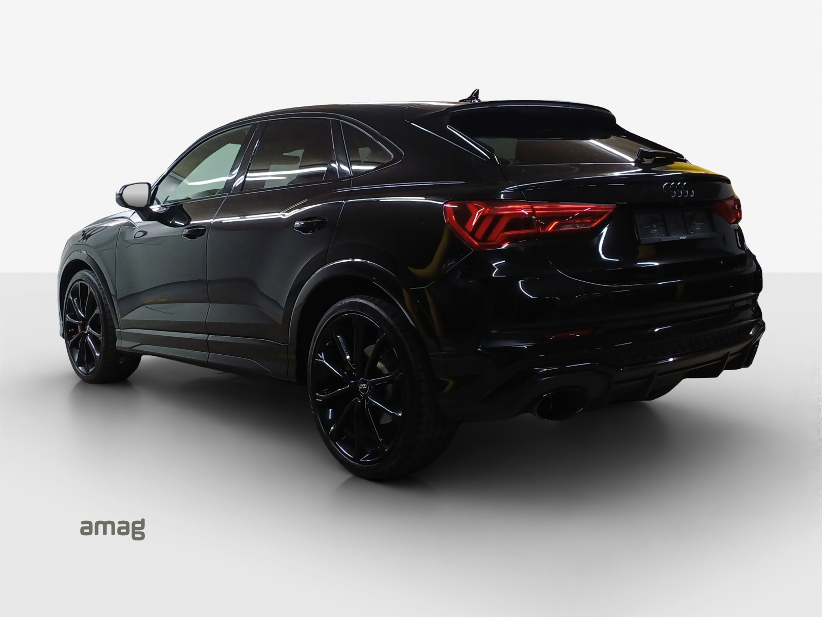 AUDI RS Q3 Sportback quattro S tronic-image-2