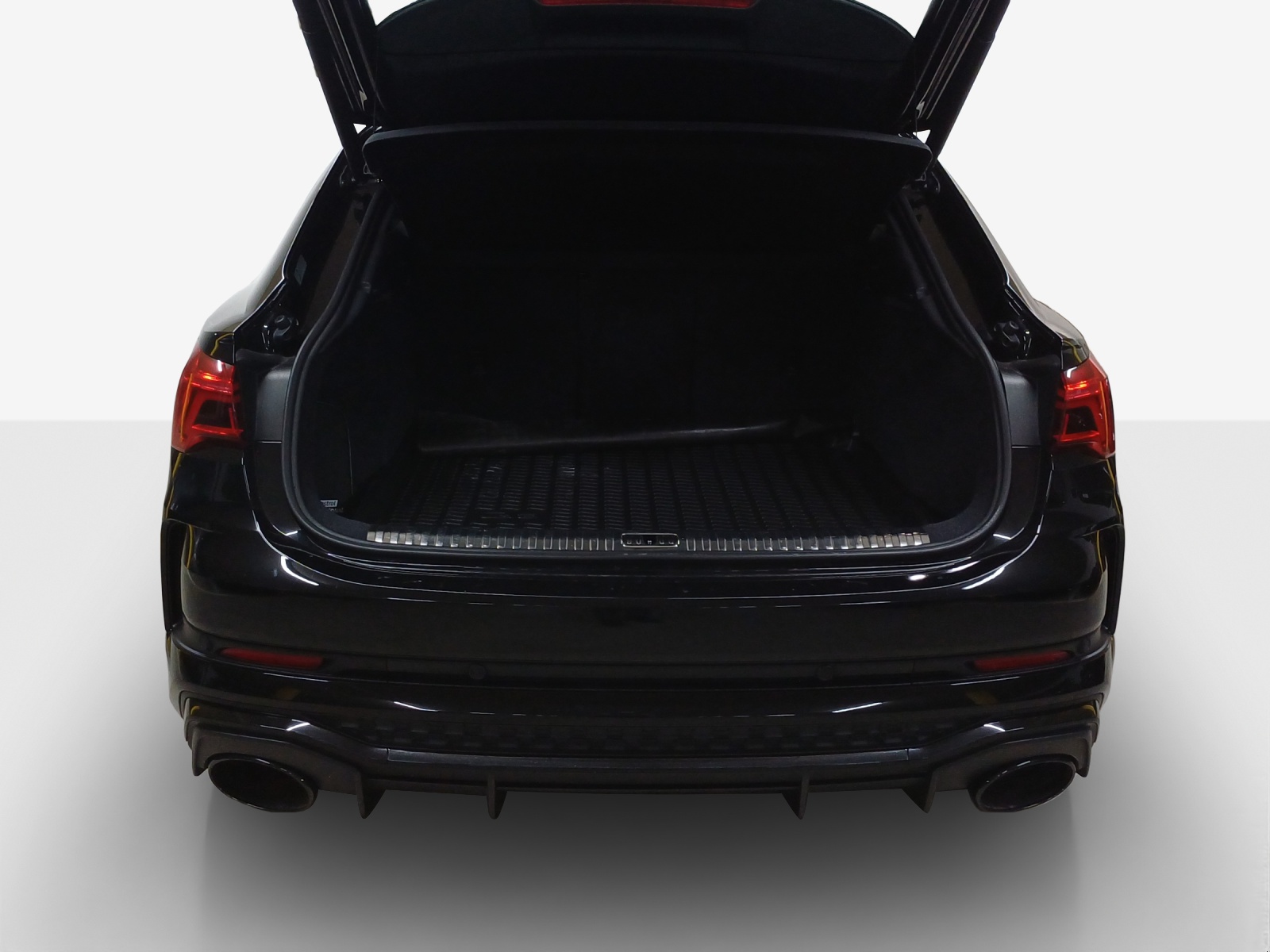 AUDI RS Q3 Sportback quattro S tronic-image-12