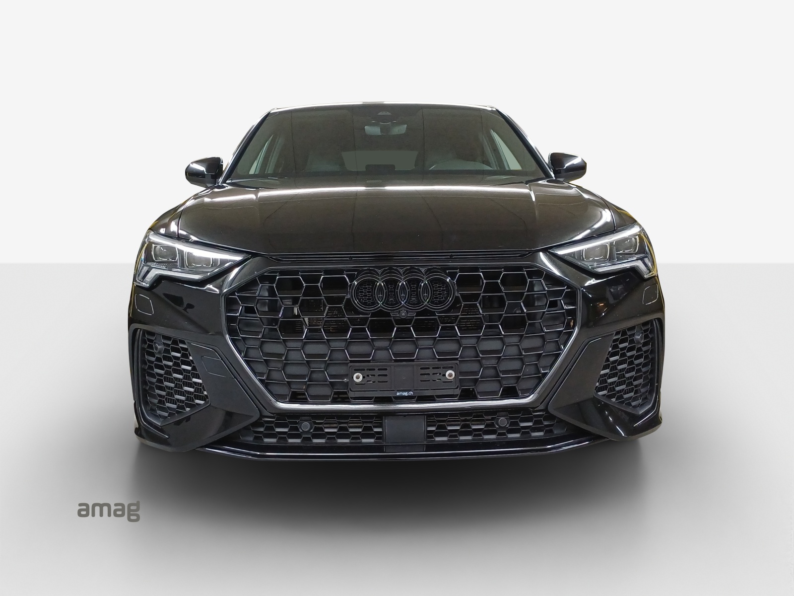 AUDI RS Q3 Sportback quattro S tronic-image-6