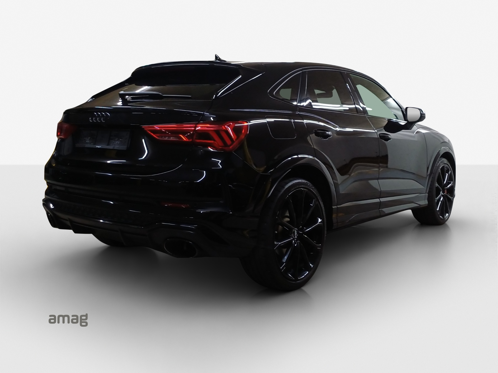 AUDI RS Q3 Sportback quattro S tronic-image-4