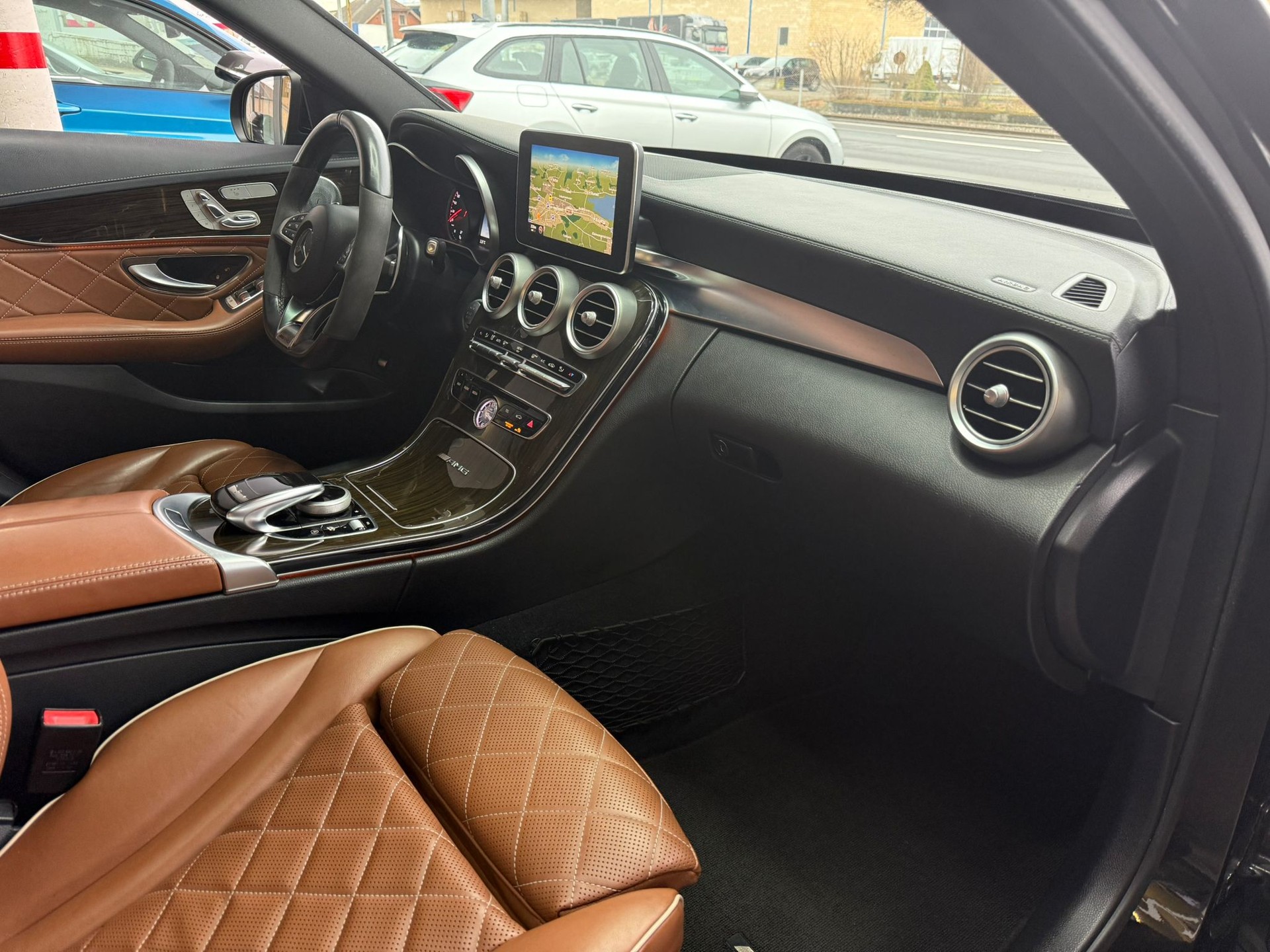 MERCEDES-BENZ C 63 S AMG Speedshift-image-18