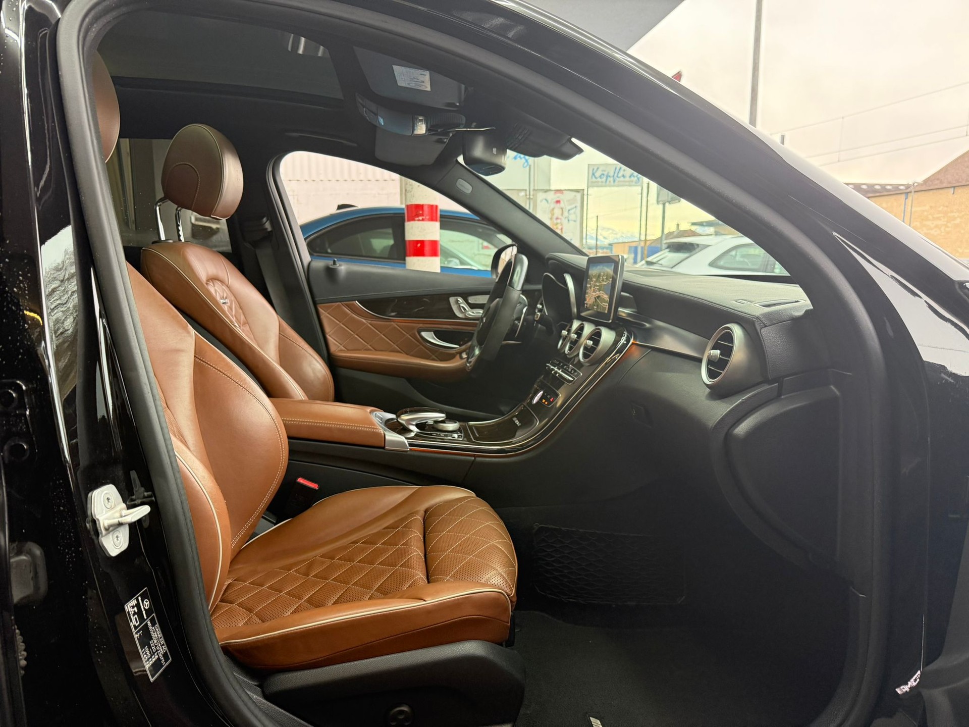 MERCEDES-BENZ C 63 S AMG Speedshift-image-19