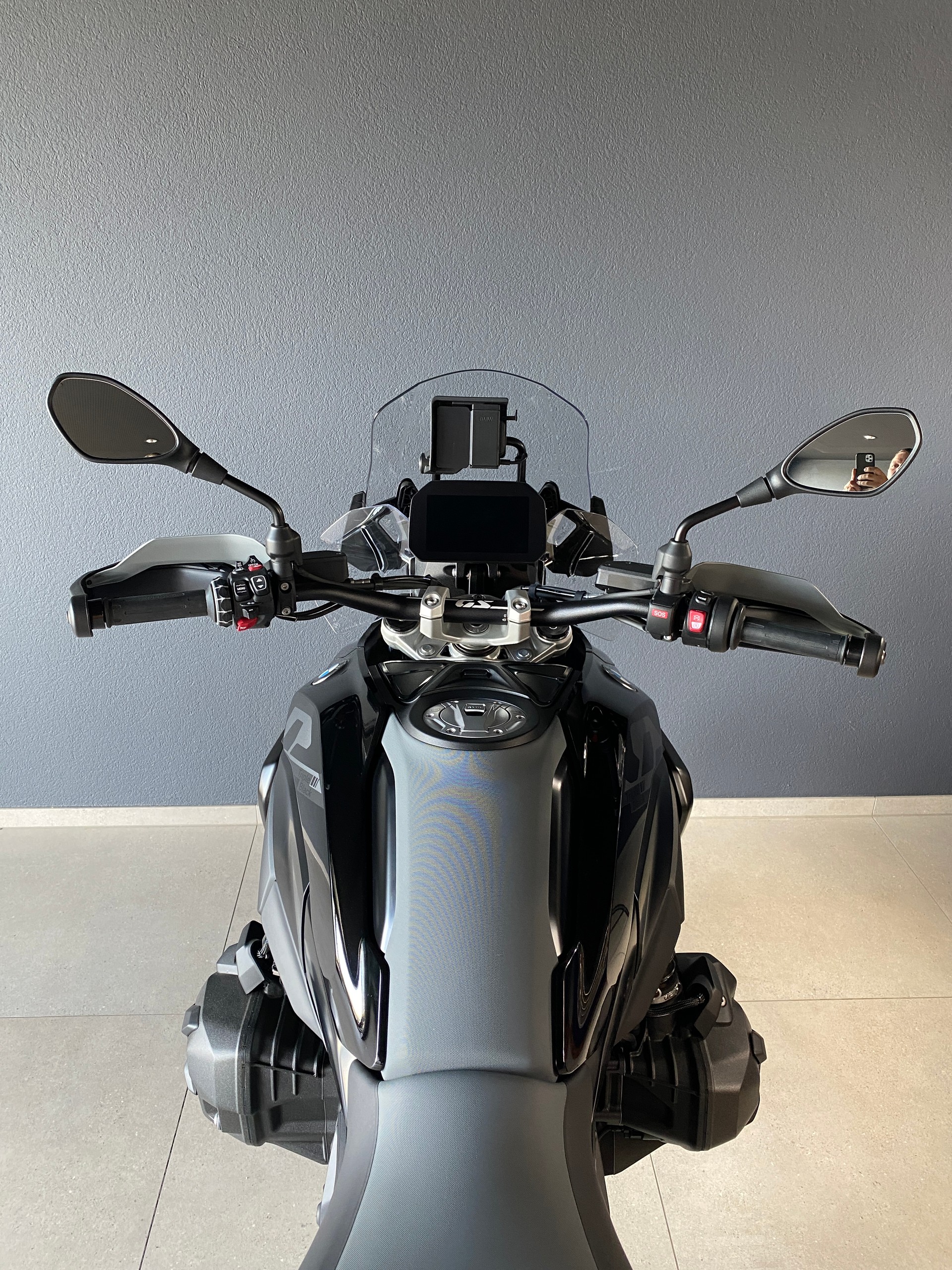 BMW R 1300 GS-image-4