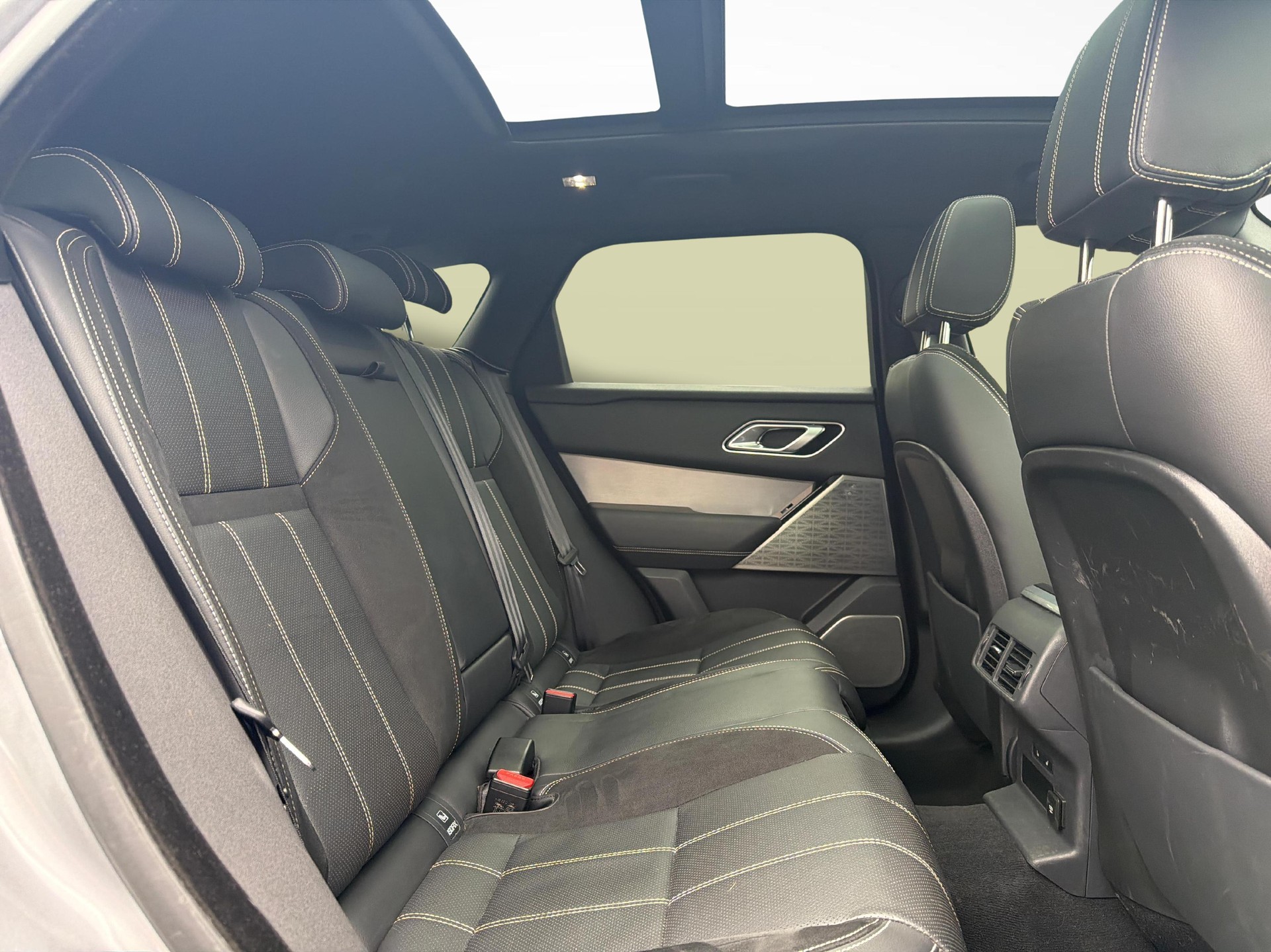LAND ROVER Range Rover Velar 2.0 P400e Edition-image-10