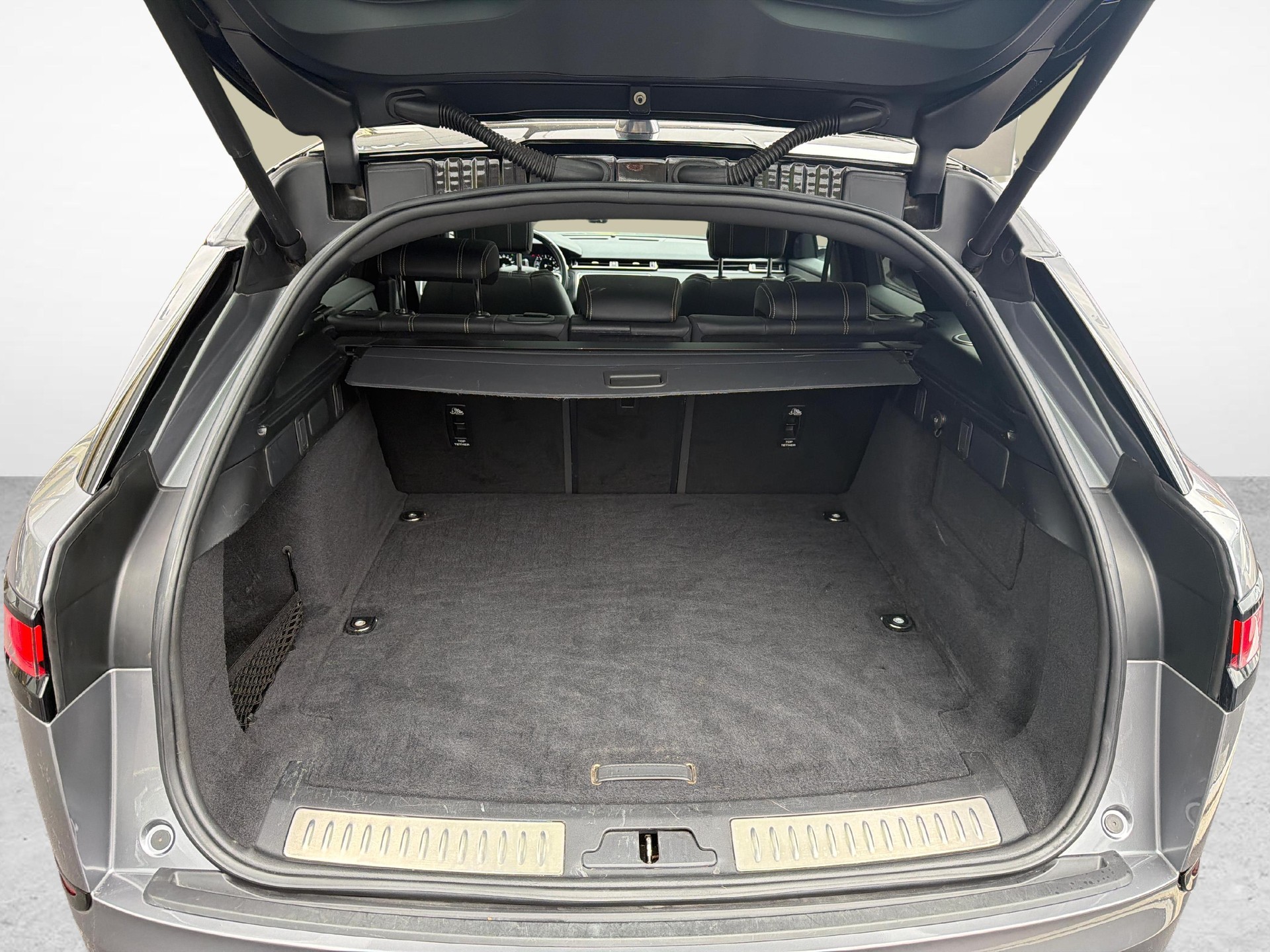 LAND ROVER Range Rover Velar 2.0 P400e Edition-image-11