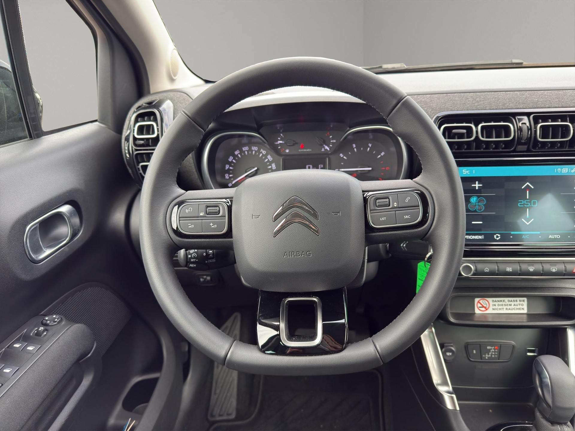 CITROEN C3 Aircross 1.2 PureTech 130 Swiss Edition-image-3