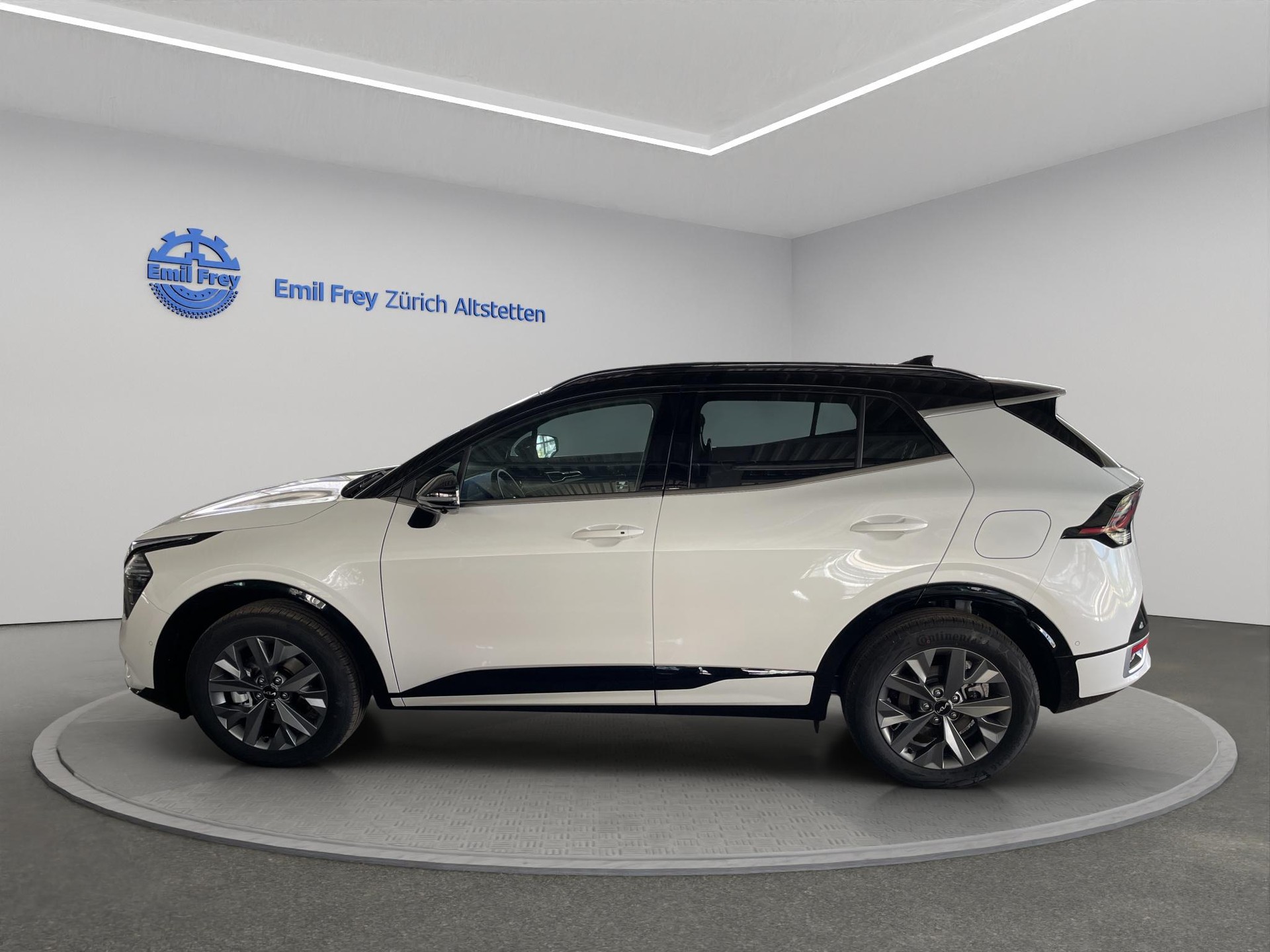 KIA Sportage 1.6 T-GDi Hybrid GT-Line-image-4