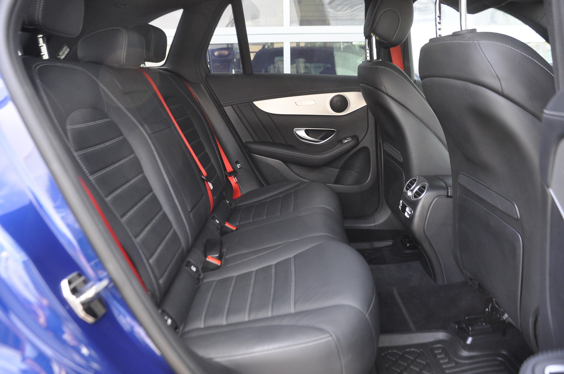 MERCEDES-BENZ GLC 43 AMG 4Matic 9G-Tronic I Anhängerkupplung-image-5