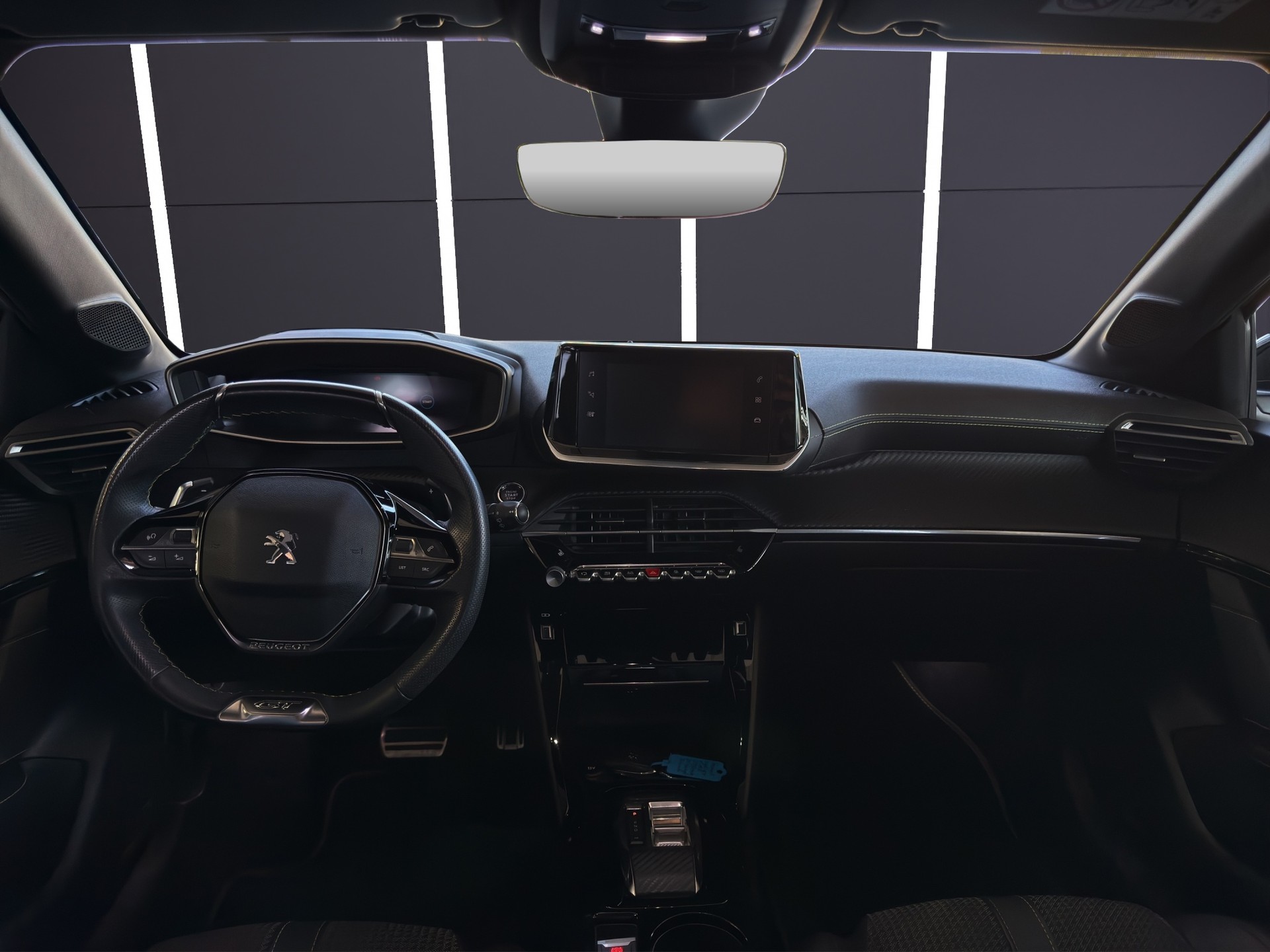 PEUGEOT 208 1.2 GT-image-6