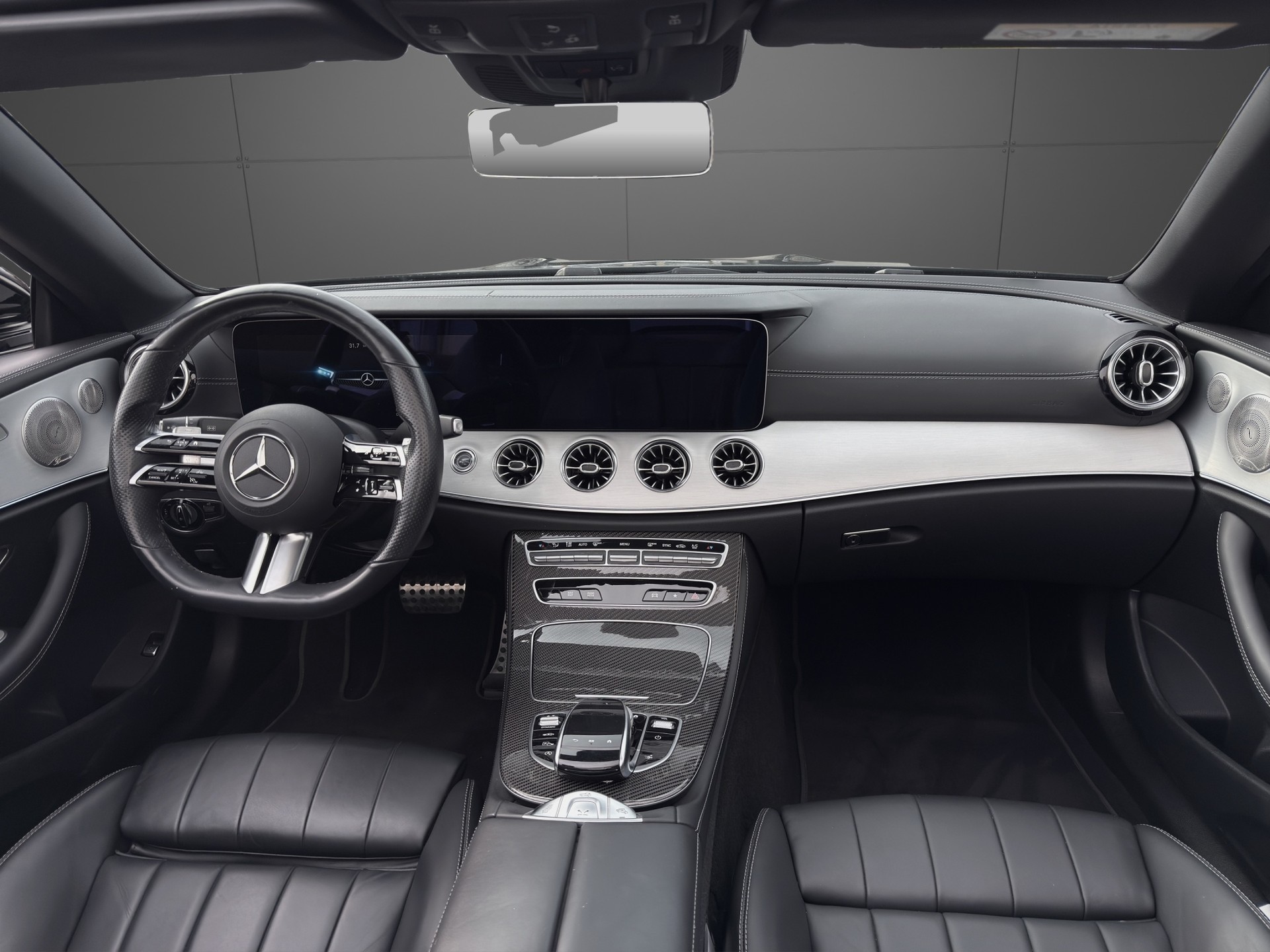 MERCEDES-BENZ E 450 Cabriolet 4Matic AMG Line 9G-Tronic-image-13