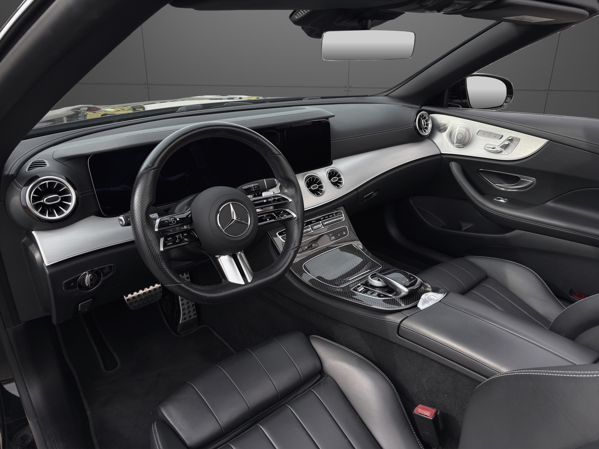 MERCEDES-BENZ E 450 Cabriolet 4Matic AMG Line 9G-Tronic-image-9