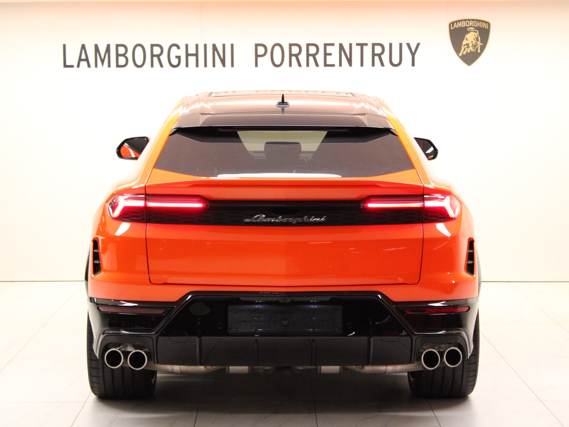 LAMBORGHINI Urus SE-image-4