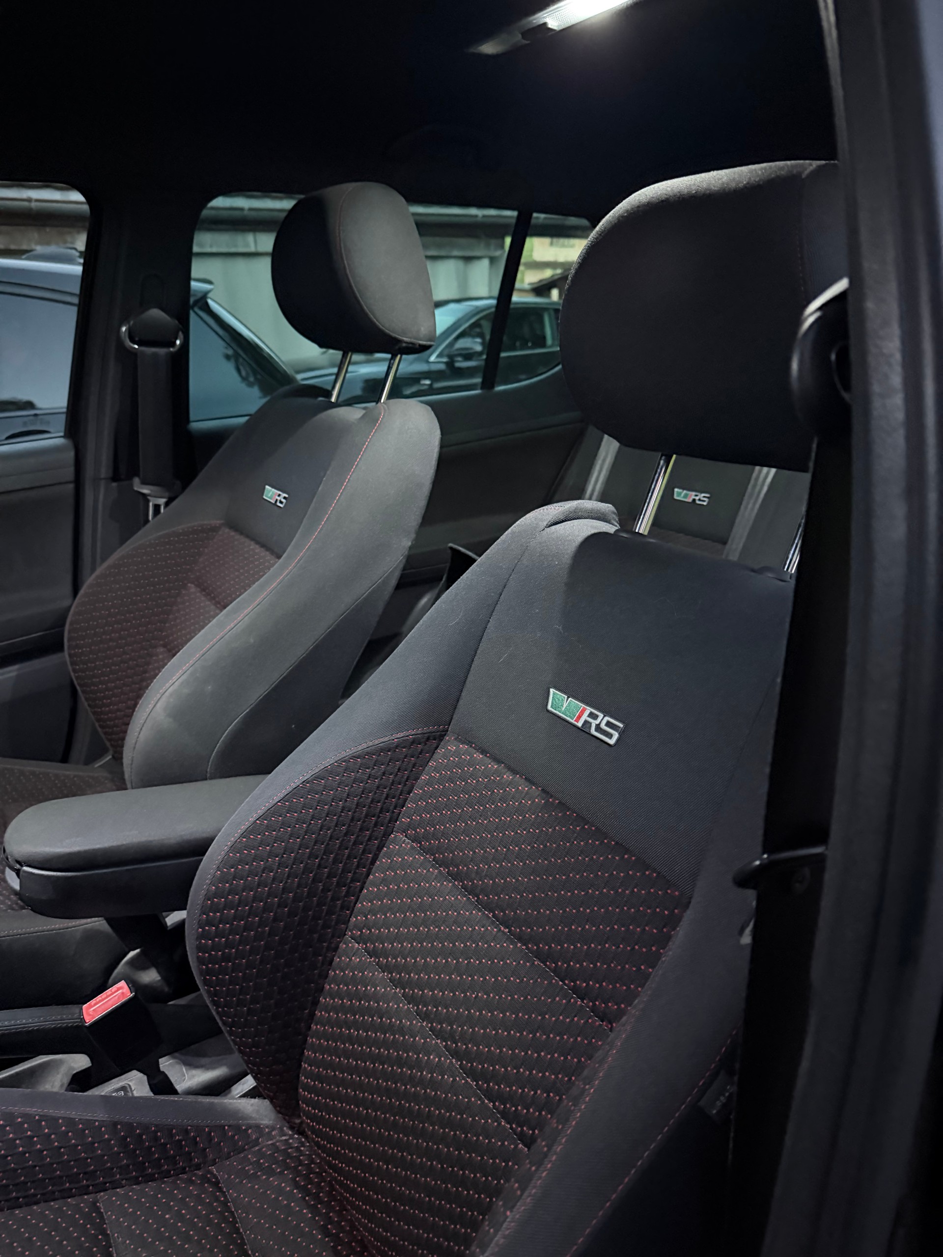 SKODA Fabia 1.4 TSI RS DSG-image-7