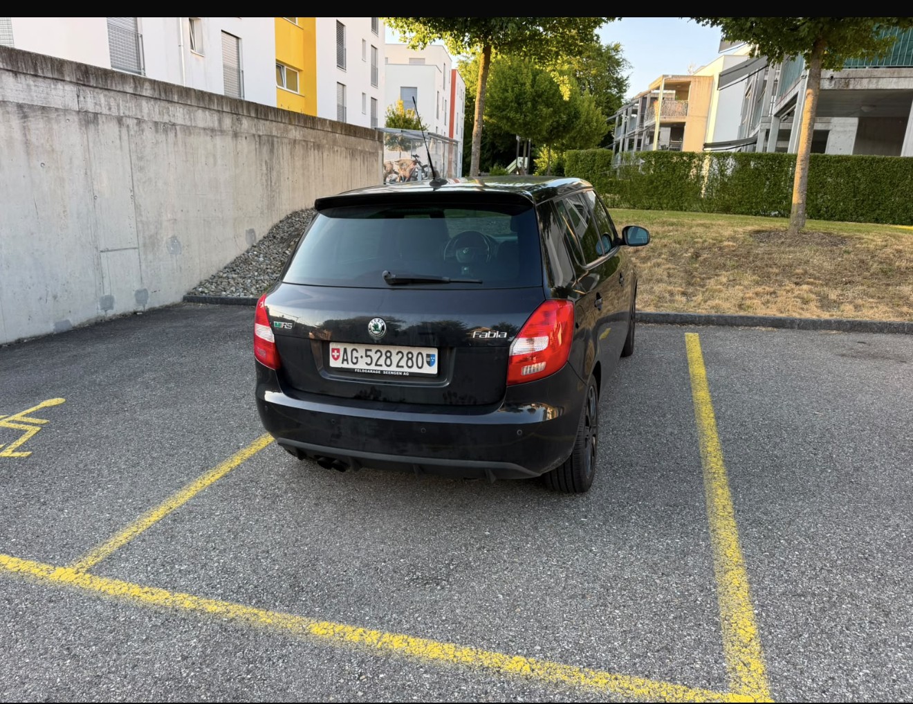 SKODA Fabia 1.4 TSI RS DSG-showroom-element-2