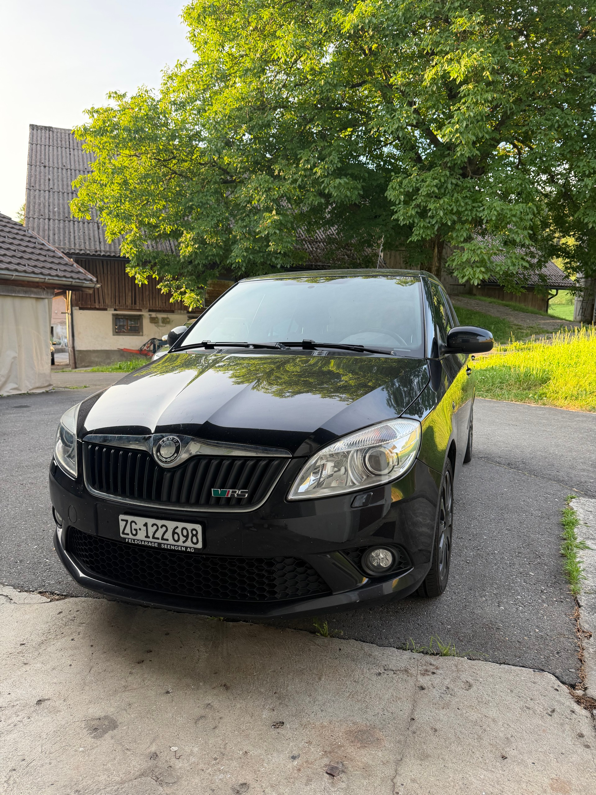 SKODA Fabia 1.4 TSI RS DSG-image-2