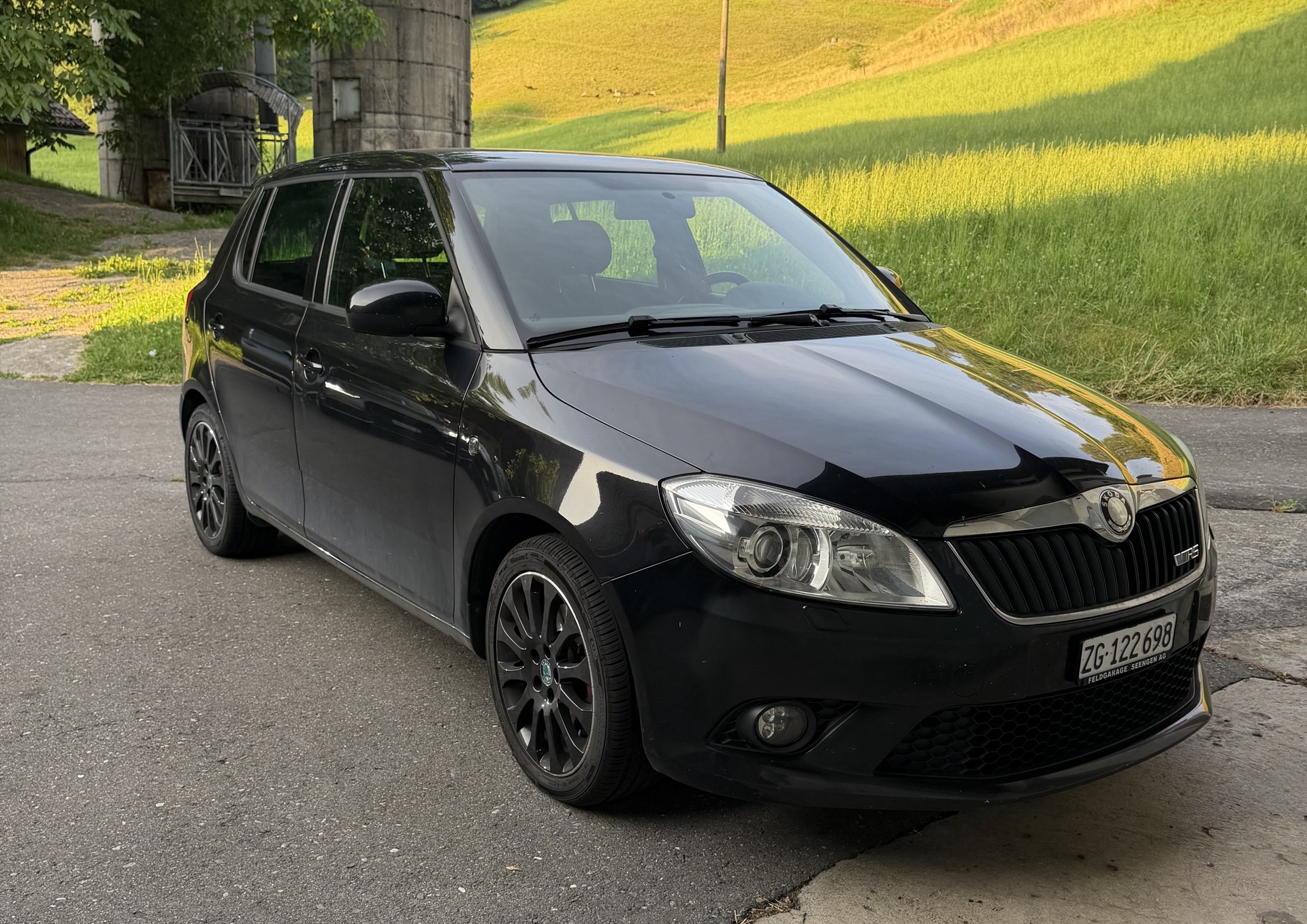 SKODA Fabia 1.4 TSI RS DSG-image-1