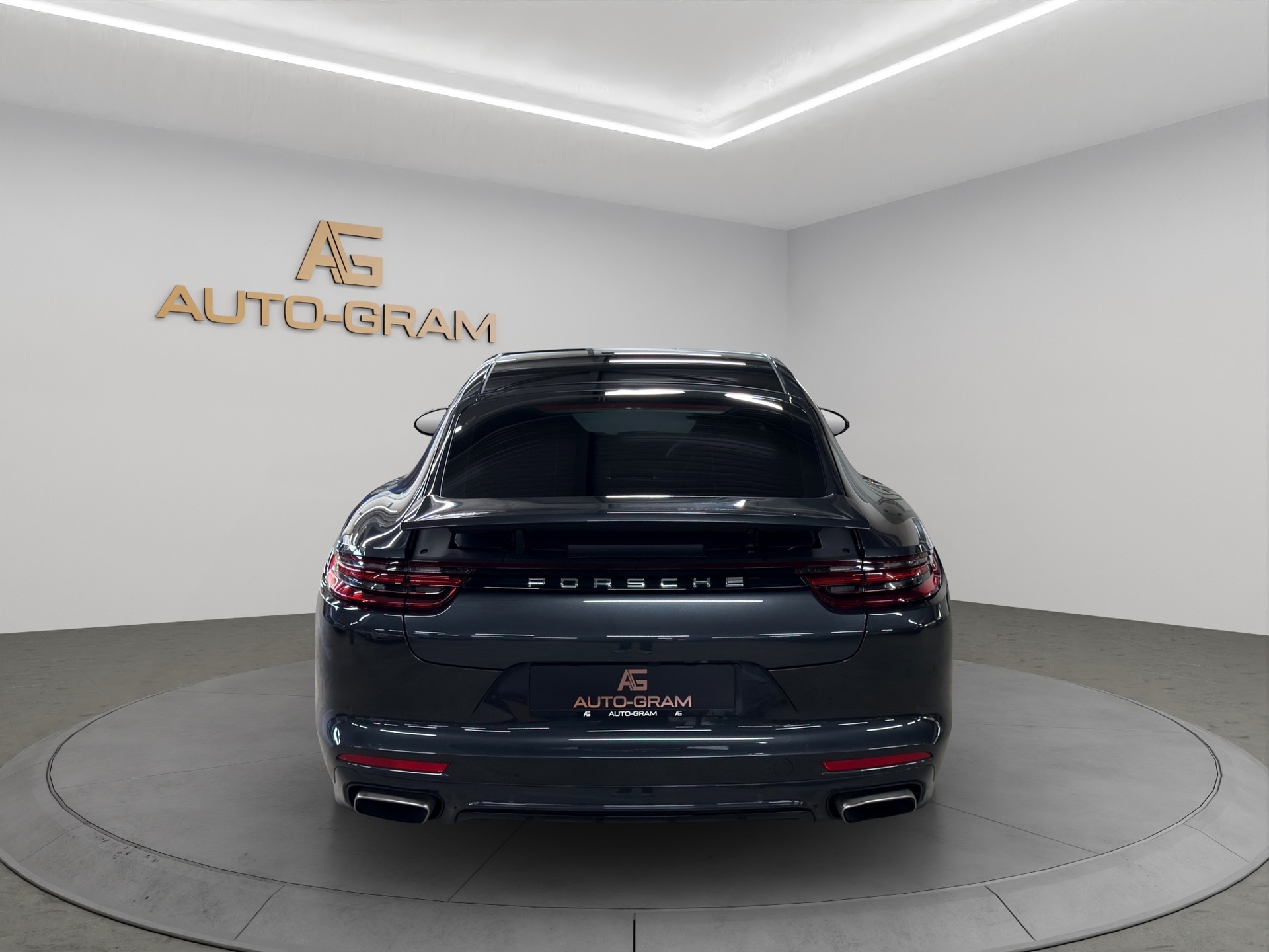 PORSCHE Panamera 4 E-Hybrid PDK-image-4