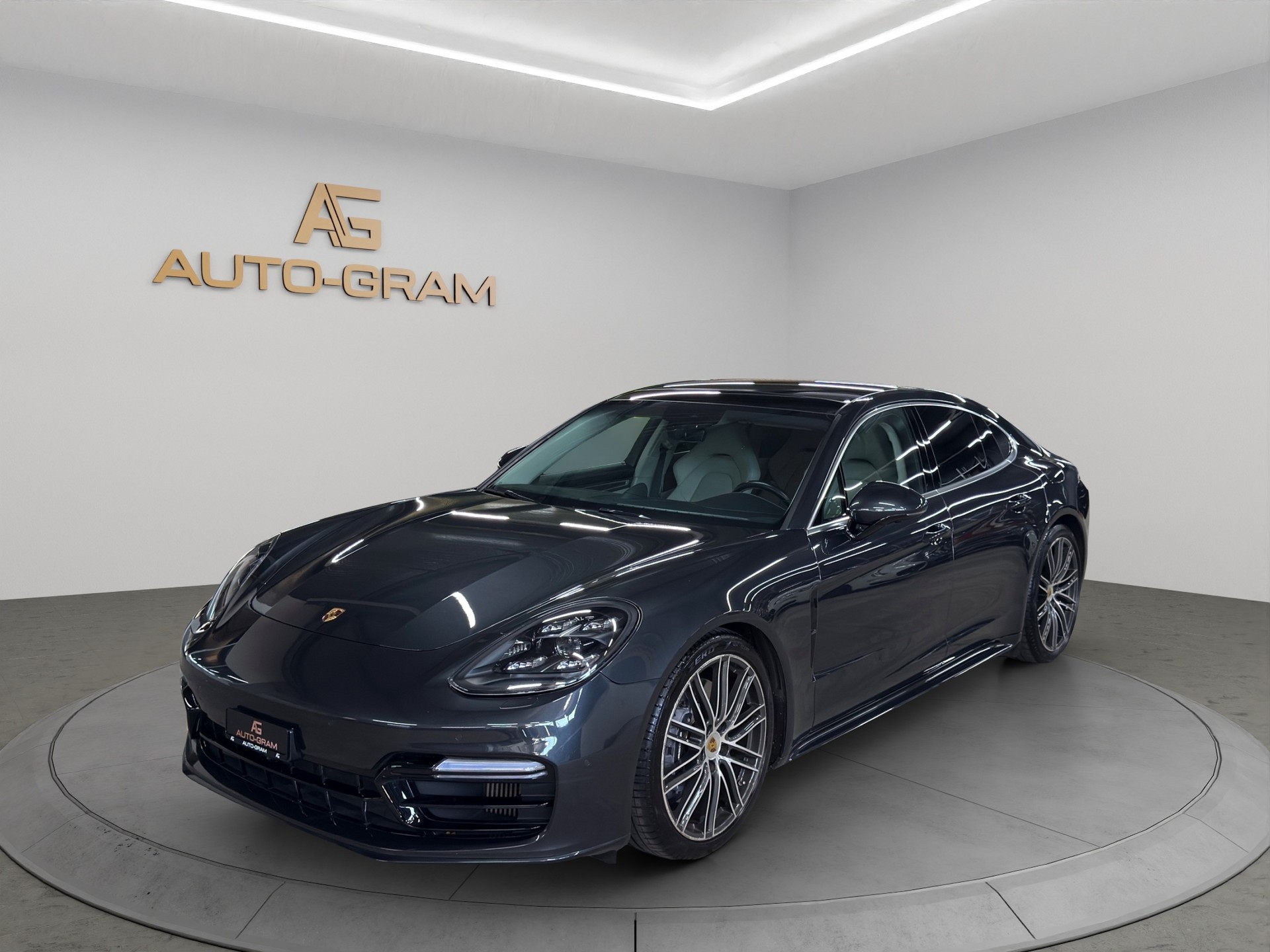 PORSCHE Panamera 4 E-Hybrid PDK-image-0